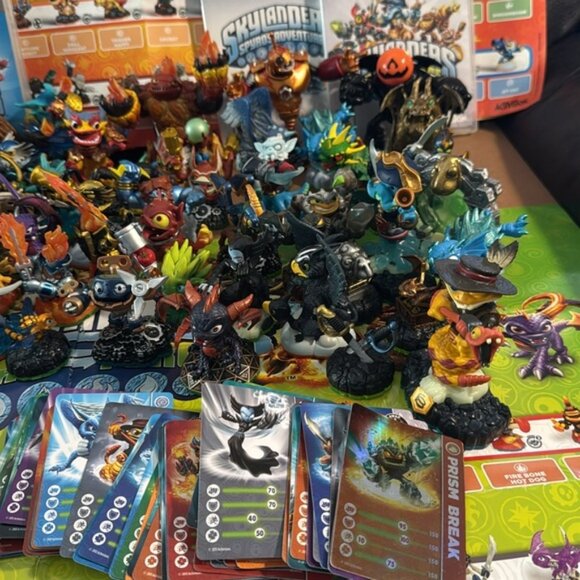 Skylanders Game Huge Bundle PS3 With Games & Portals - Picture 6 of 12